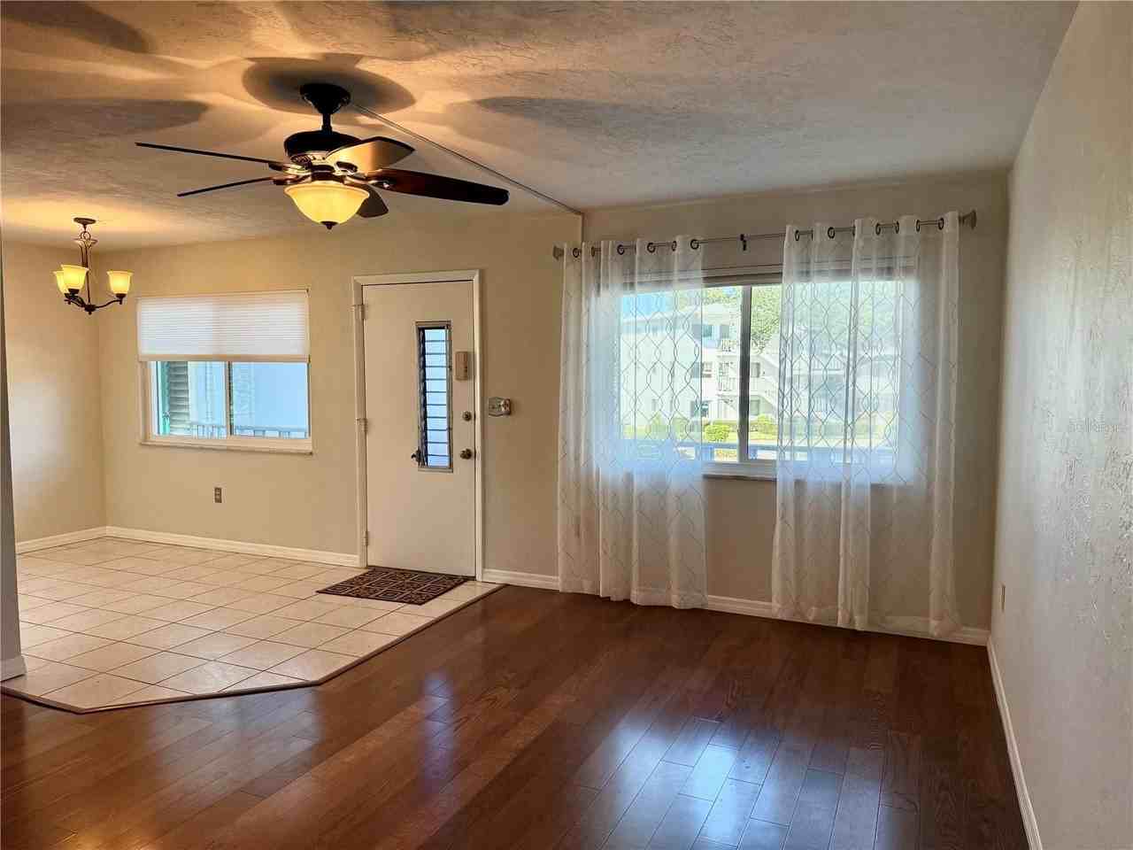 8454 111th St #205 - Photo 6 of 24