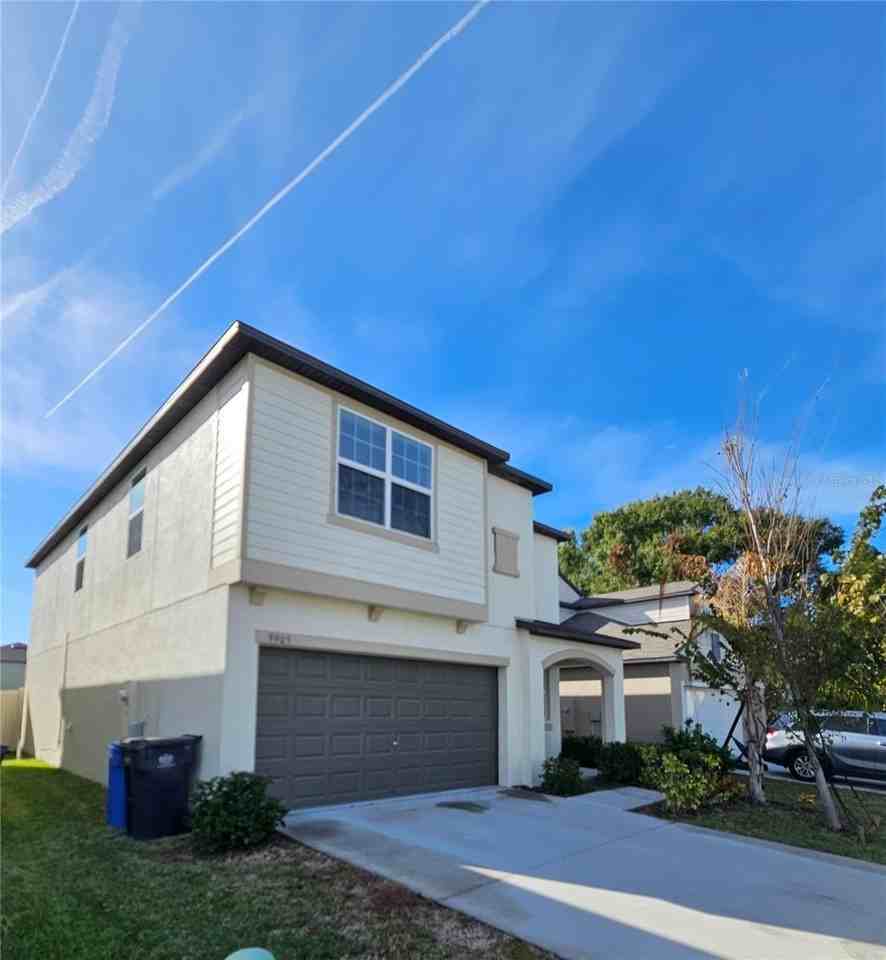 9905 Spanish Lime Ct - Photo 2 of 33