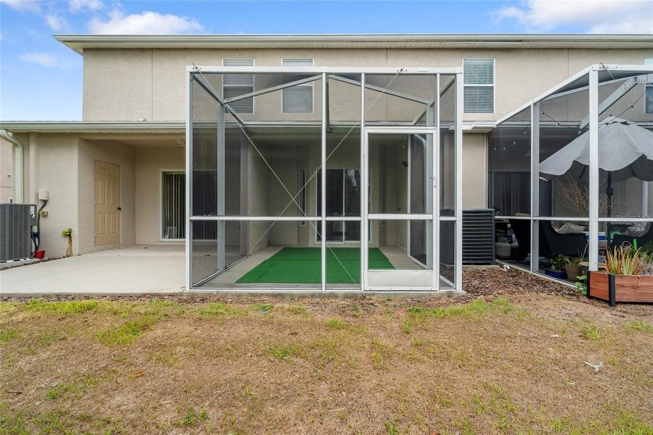 15929 Fishhawk Creek Ln - Photo 5 of 25