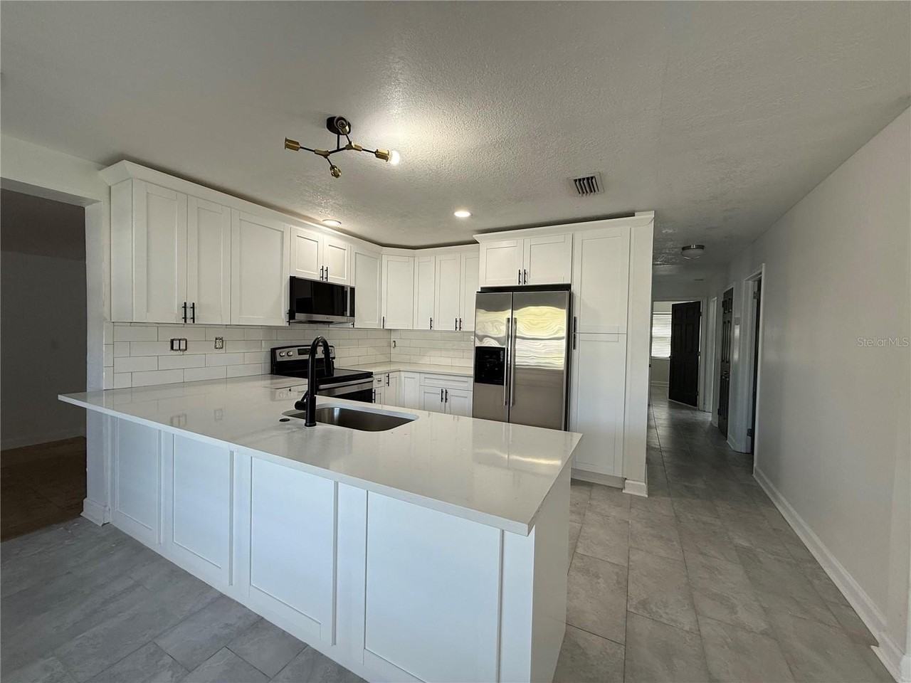 4426 W Bay Court Ave - Photo 2 of 14