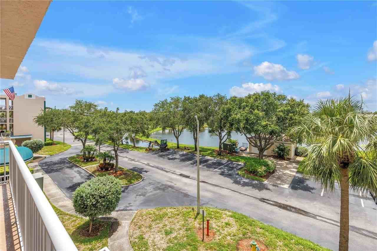 316 8th St S #204 - Photo 2 of 33