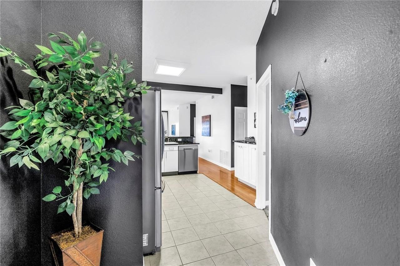 316 8th St S #204 - Photo 7 of 33