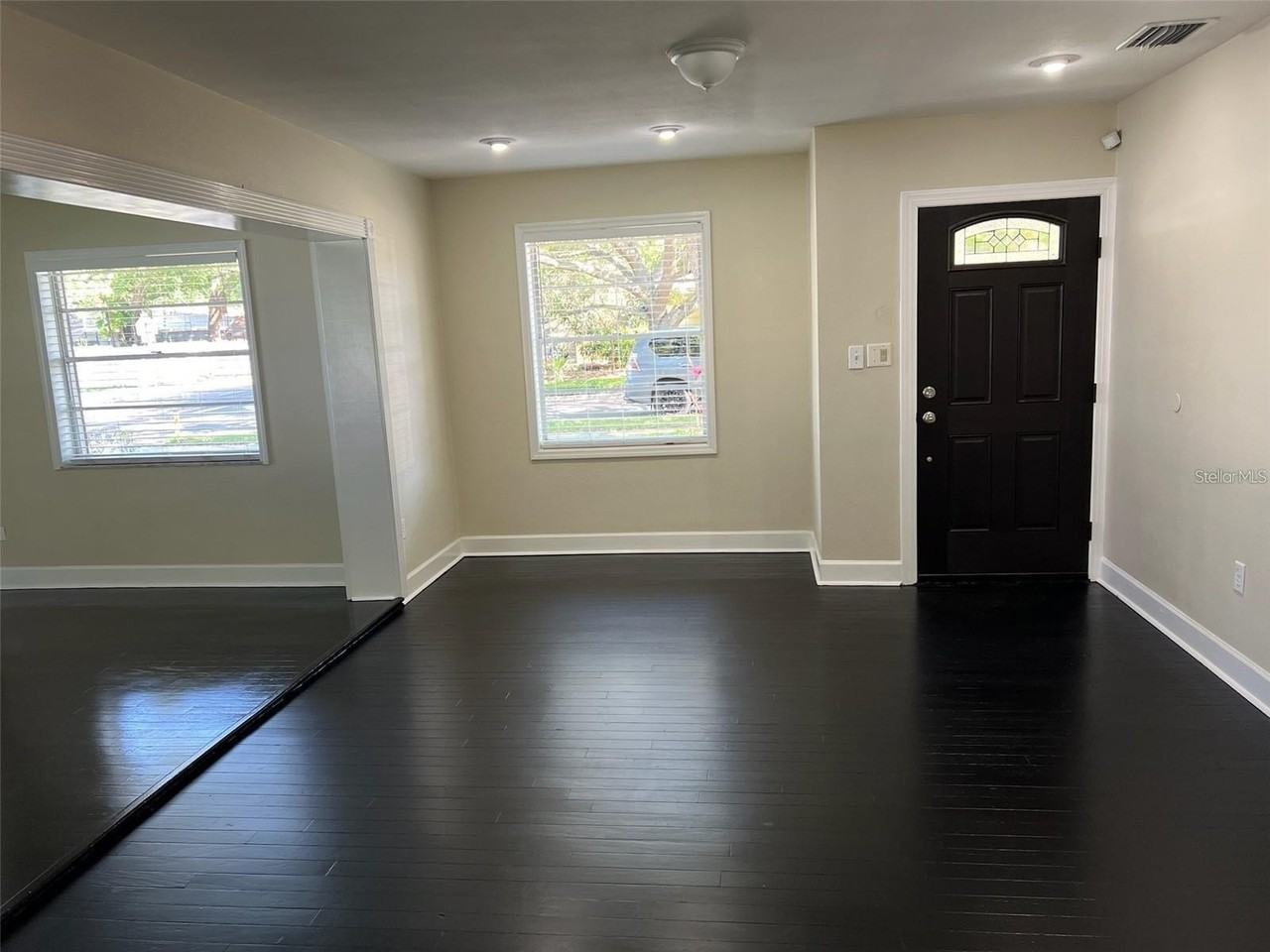 4122 W Empedrado St - Photo 6 of 25