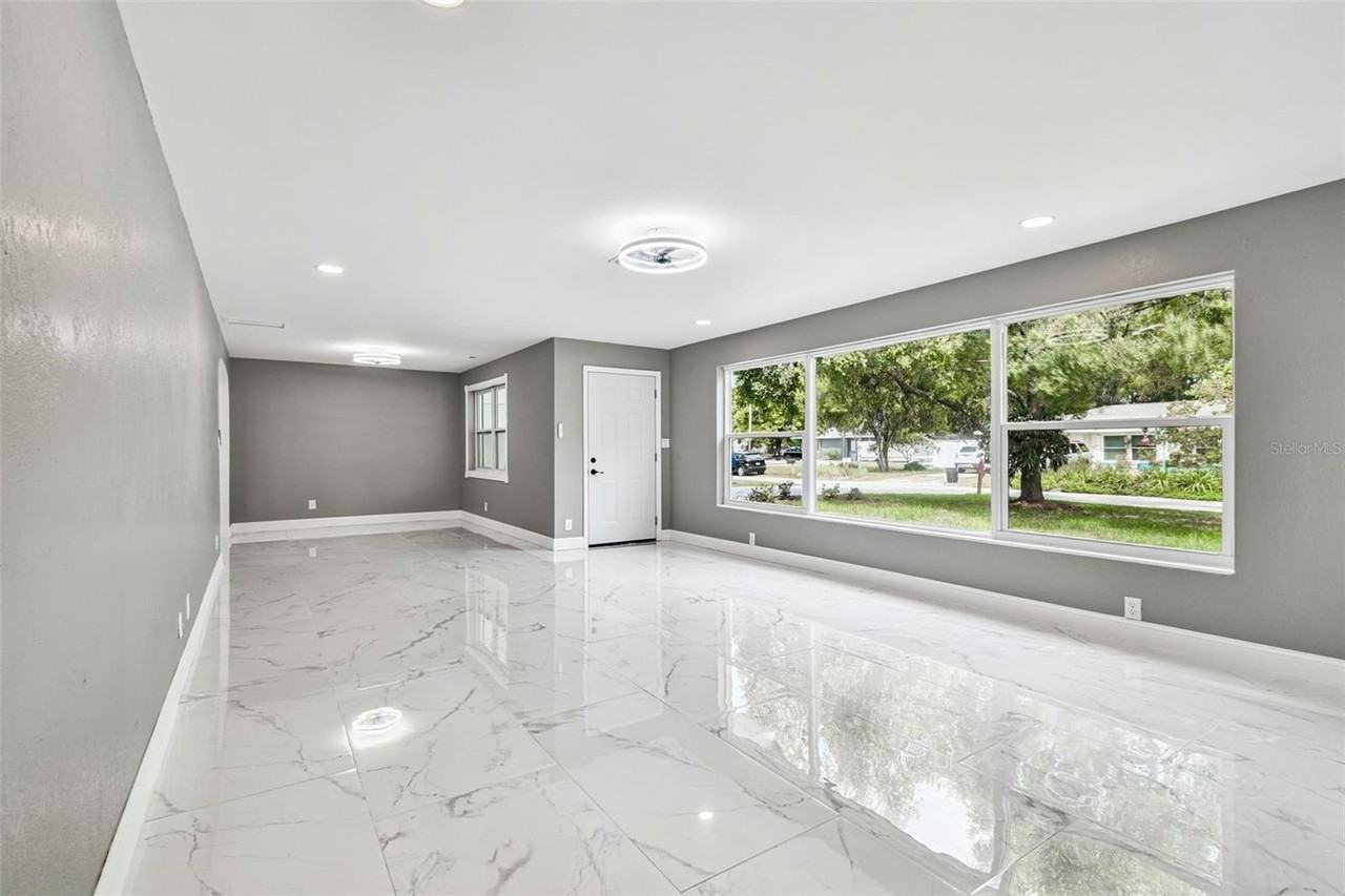 6016 Arthur Ave - Photo 6 of 33