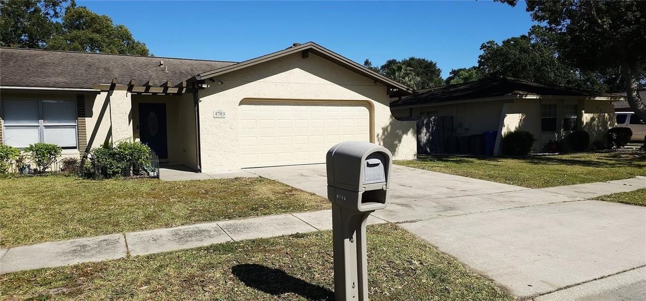 4703 Cypress Tree Dr - Photo 2 of 24