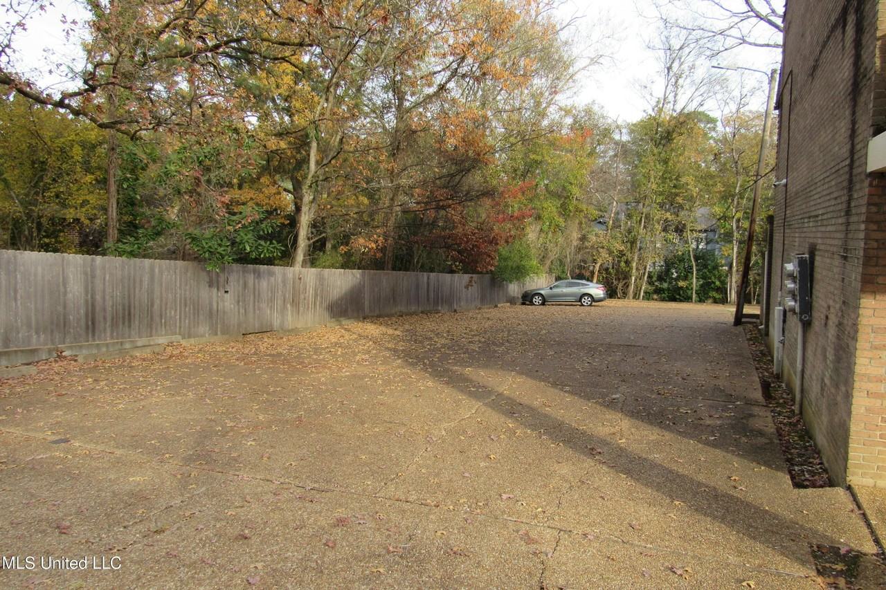 910 Pinehurst Pl Apt A3 - Photo 7 of 20