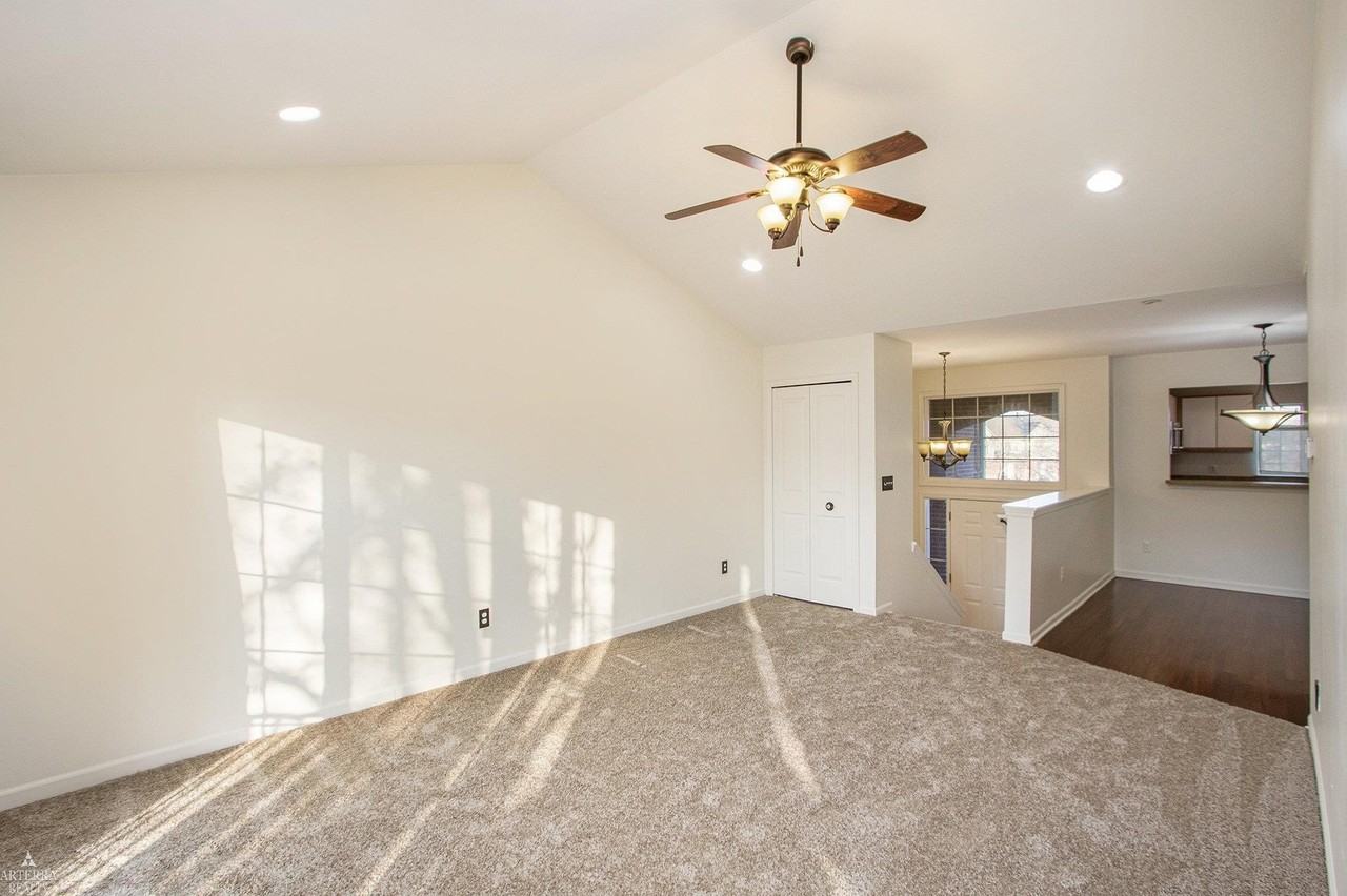 16832 Kensington Dr - Photo 6 of 22