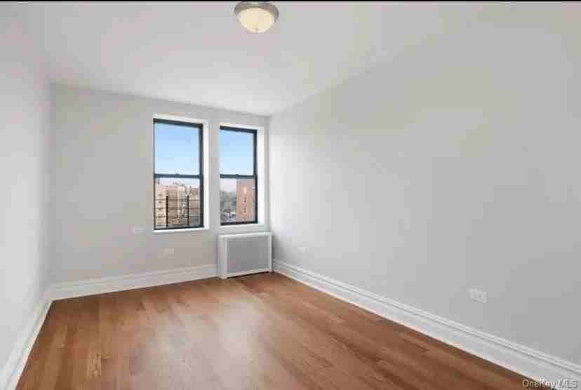 4160 Bowne St Unit 1d #1D - Photo 4 of 8