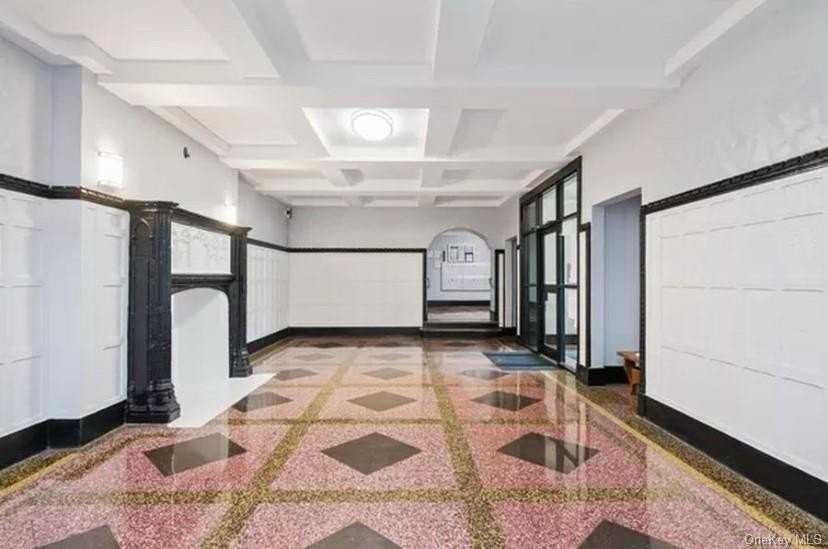 4160 Bowne St Unit 1d #1D - Photo 6 of 8