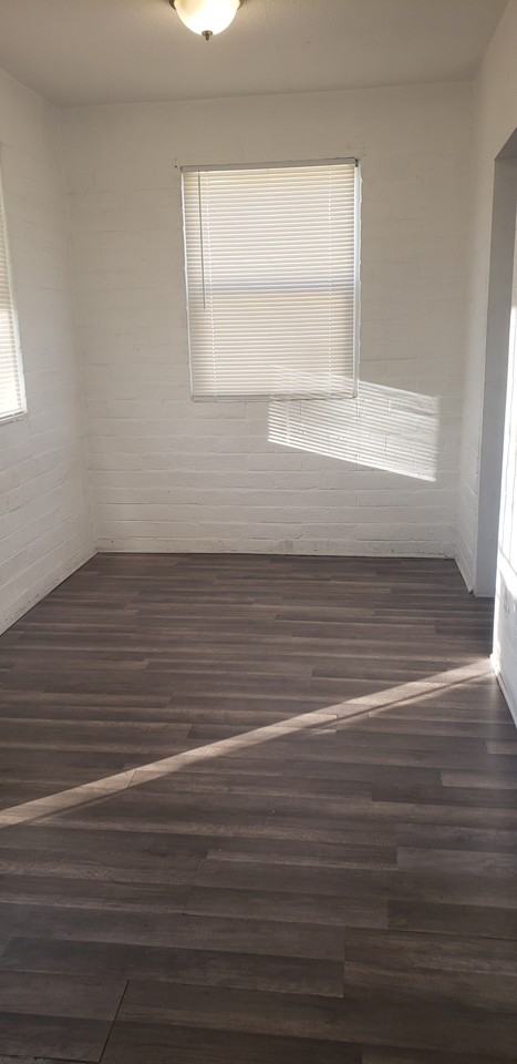 614 N Lemon St #1 - Photo 3 of 6