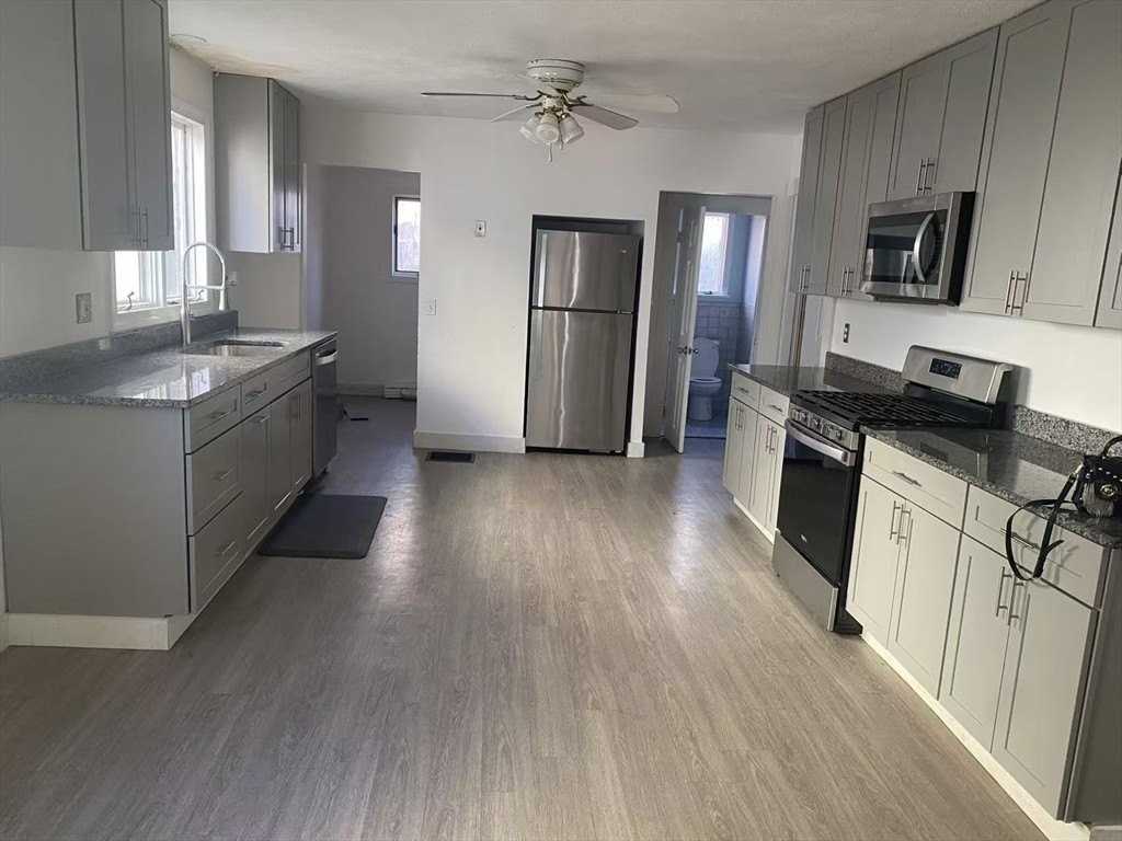 91 Beltran St #1 - Photo 4 of 5