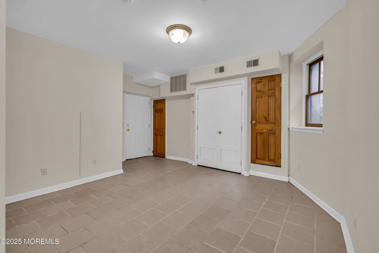 218 2nd Ave Unit 100e #100E - Photo 3 of 12