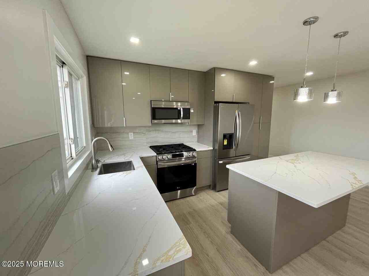 1 Ocean Ave Unit 4 #4 - Photo 4 of 9