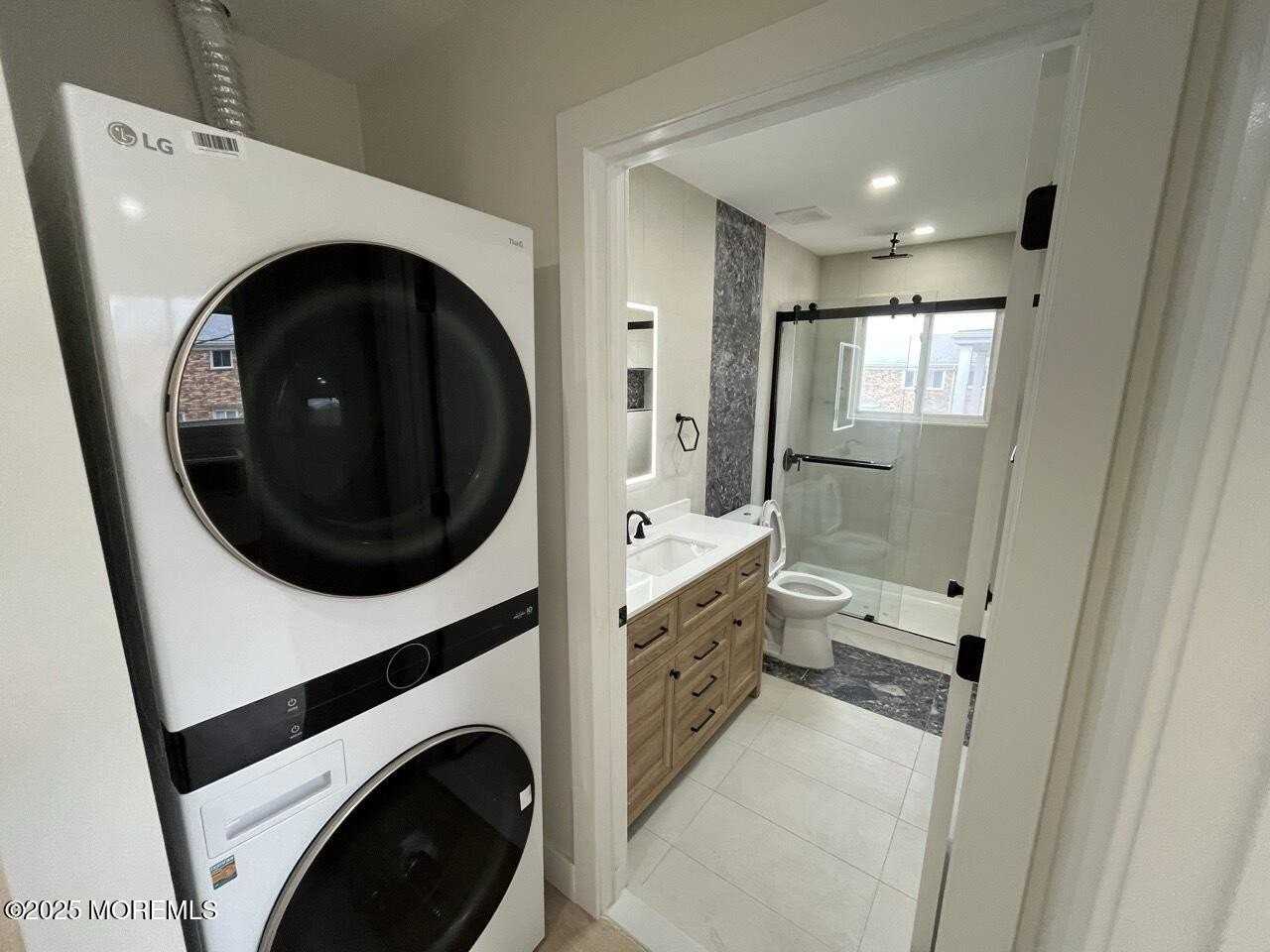 1 Ocean Ave Unit 4 #4 - Photo 5 of 9