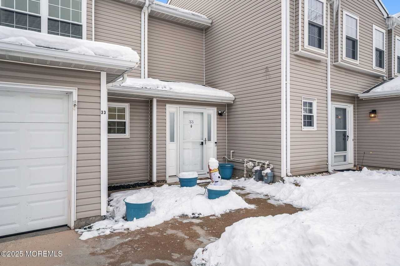 33 S Pointe Cir - Photo 4 of 30