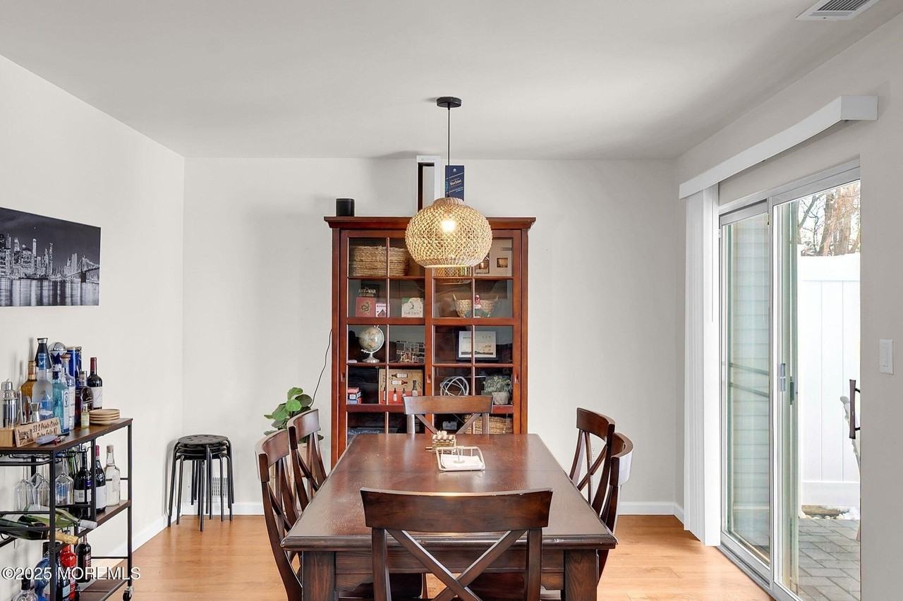 33 S Pointe Cir - Photo 7 of 30