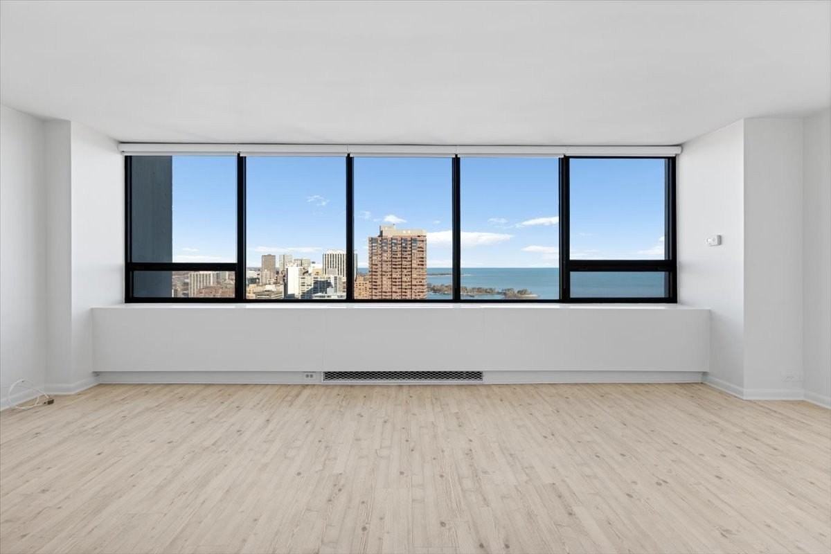 2800 N Lake Shore Dr #3113 - Photo 4 of 15