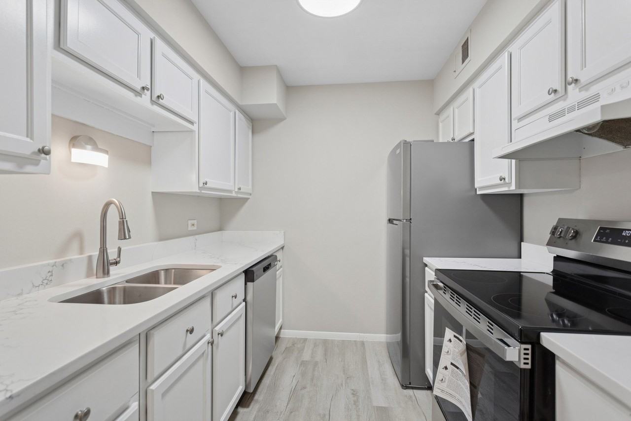 6185 Pinewood Ct #202 - Photo 2 of 20