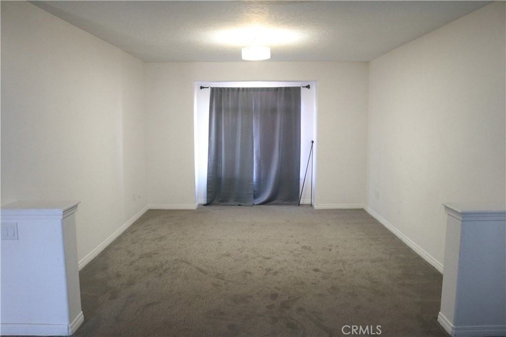 11243 Pinon Ave - Photo 4 of 21