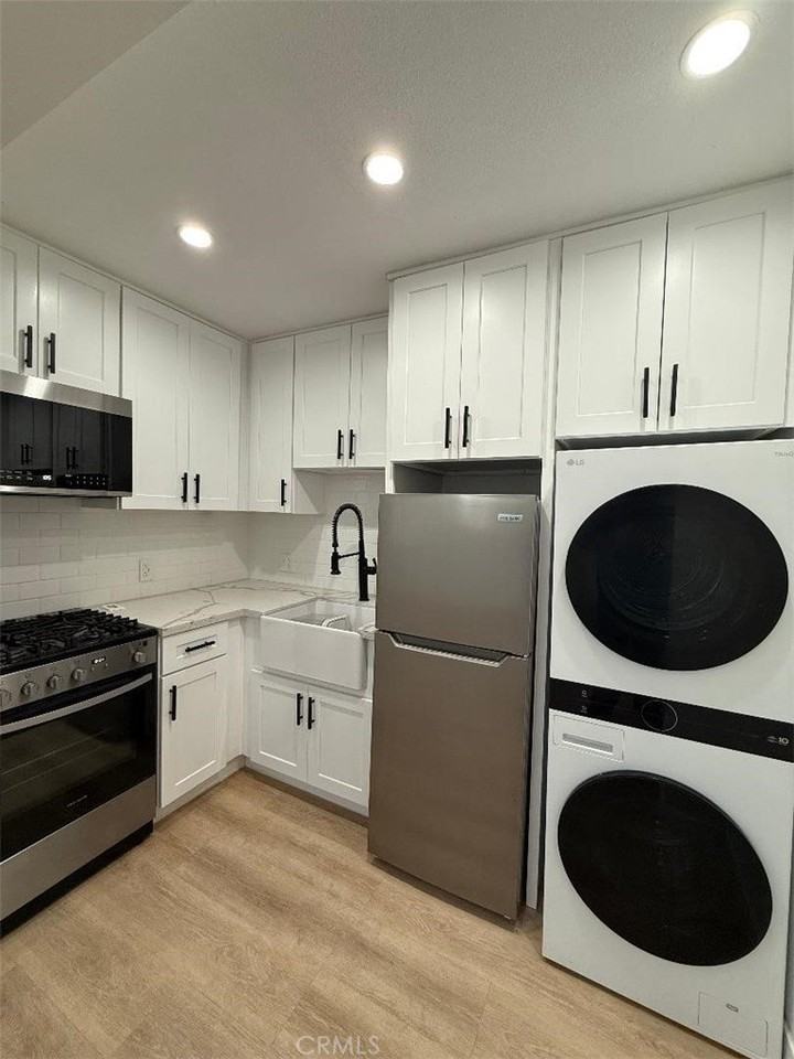 14352 Flomar Dr - Photo 3 of 10