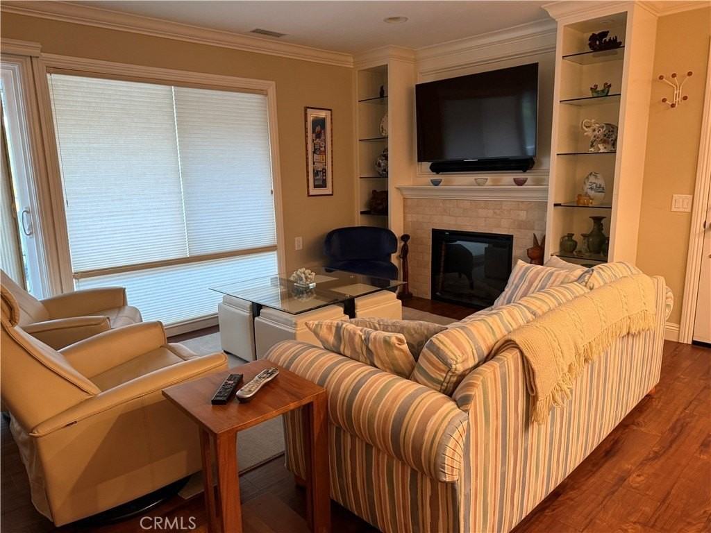 816 Via Alhambra #N - Photo 5 of 11