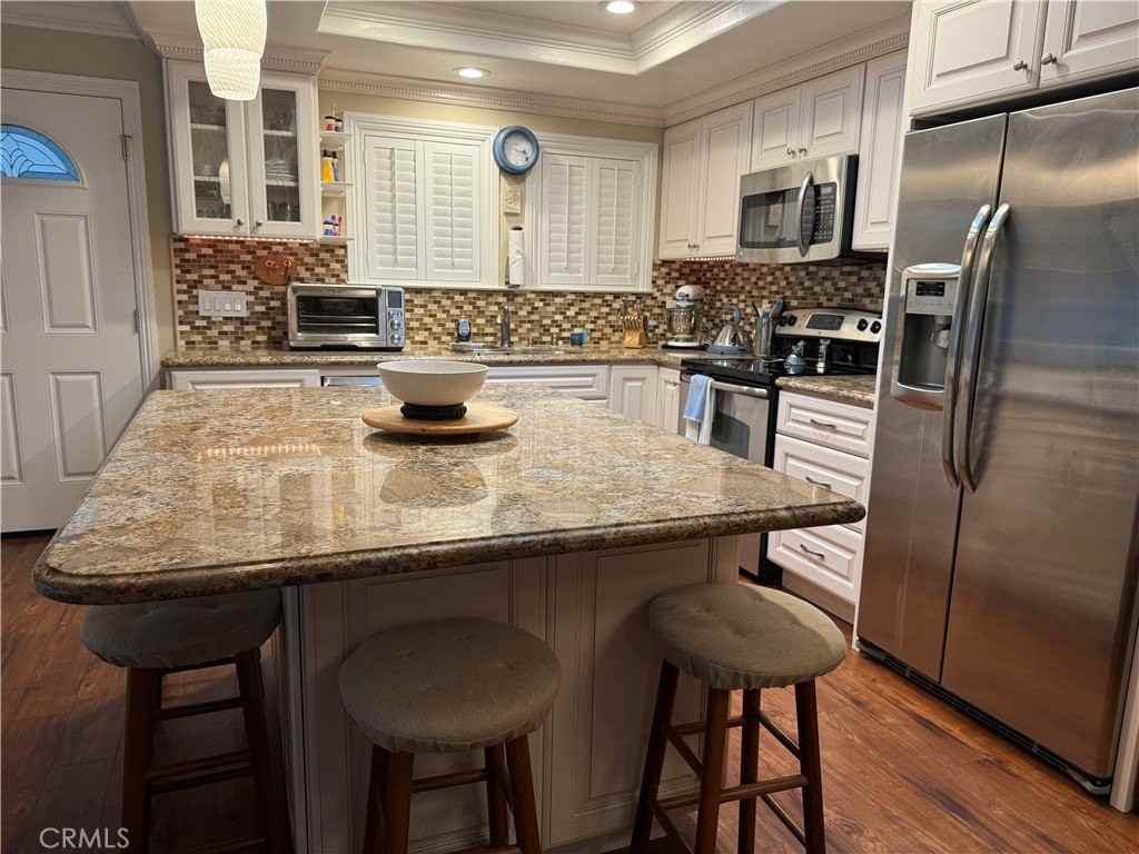 816 Via Alhambra #N - Photo 6 of 11