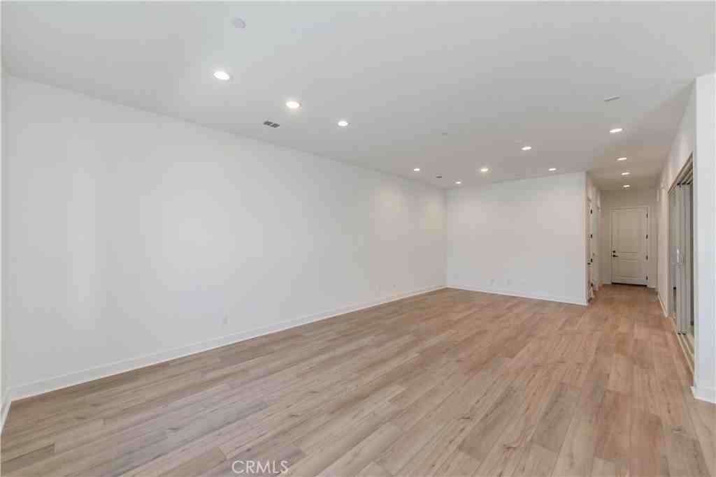 162 Pattern - Photo 5 of 39