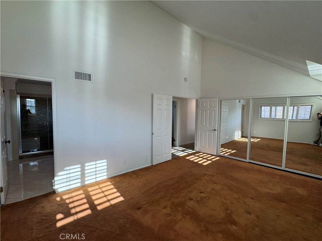 22911 Plainview Cir - Photo 7 of 26