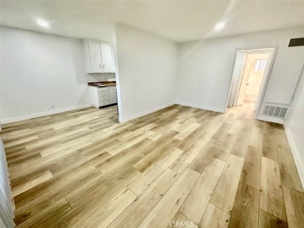 10215 S 10th Ave #2 - Photo 3 of 10