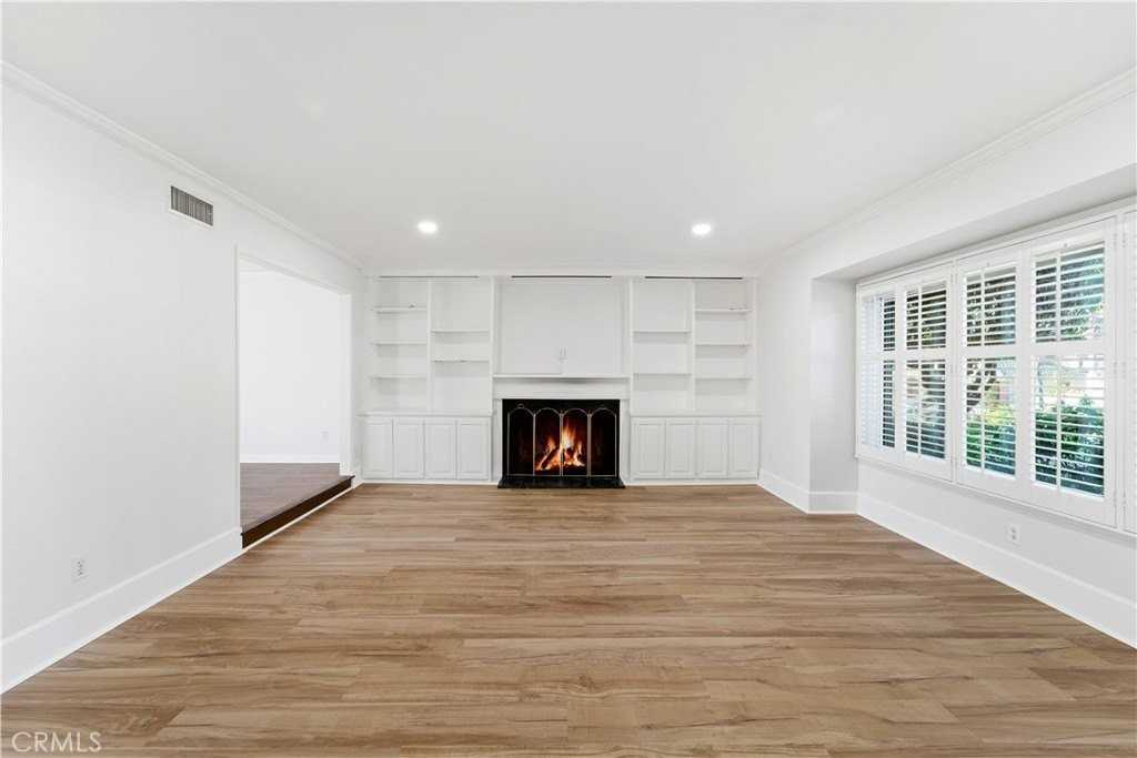 11344 Baird Ave - Photo 6 of 45