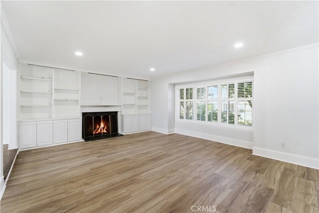 11344 Baird Ave - Photo 7 of 45