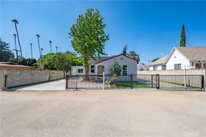 featured image of 2461 Saint Pierre Ave