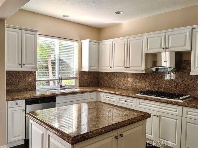 11 Carmichael - Photo 3 of 8