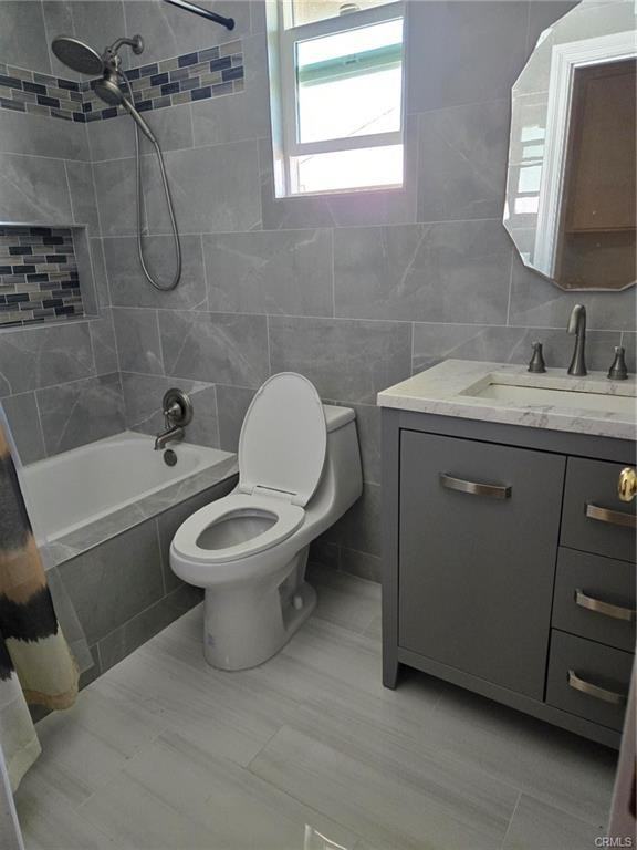 16055 Gallatin St - Photo 2 of 8