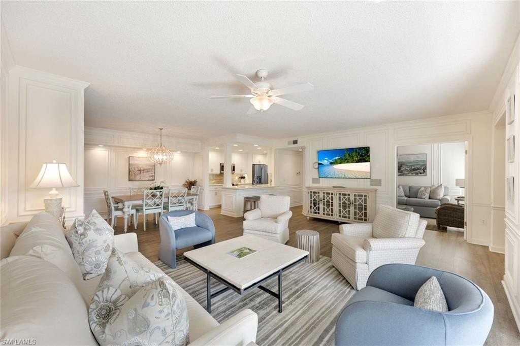 797 Willowbrook Dr #203 - Photo 3 of 21