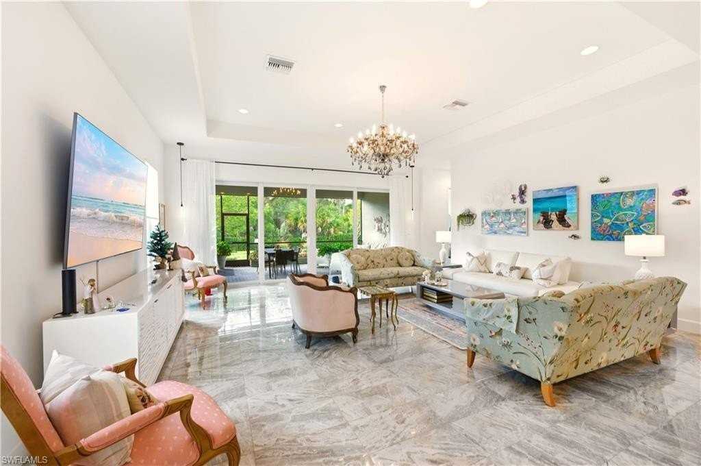 11899 Gardenia Ave - Photo 2 of 45