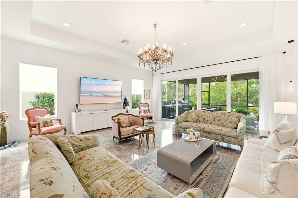 11899 Gardenia Ave - Photo 6 of 45