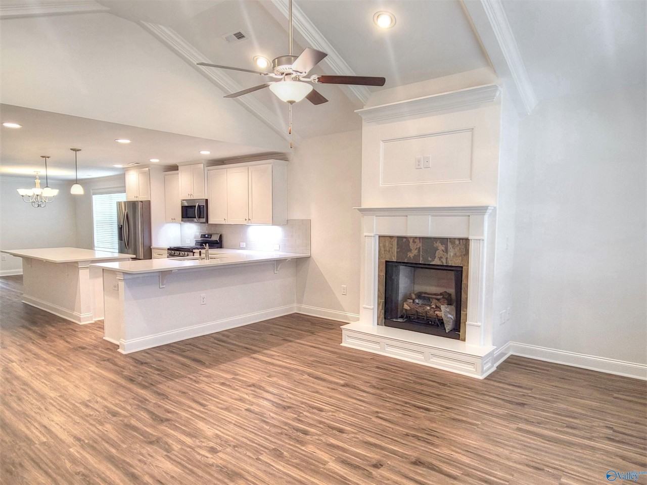 337 Lionel Allen Way - Photo 2 of 18