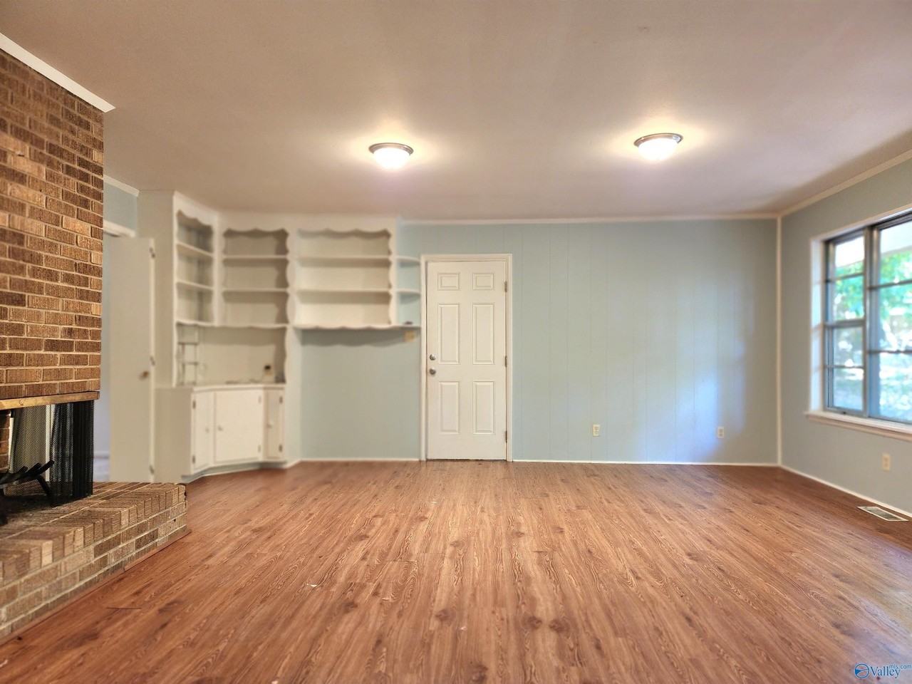 2715 Barcody Rd Se - Photo 3 of 25