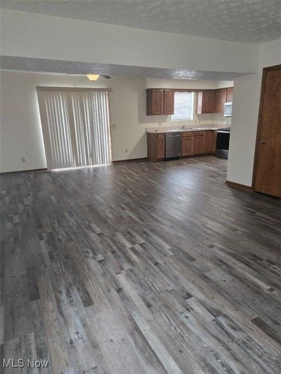 235 Pleasant St - Photo 3 of 13