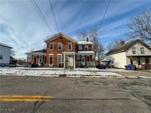 153 N Sycamore St - Photo 1 of 1