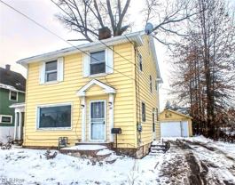 39 Hilton Ave - Photo 1 of 1