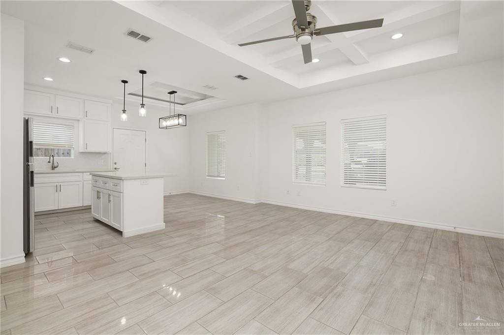 913 W Kohala Ave #3 - Photo 4 of 14