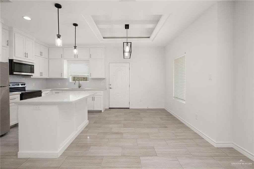 913 W Kohala Ave #3 - Photo 5 of 14