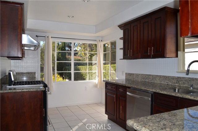 1365 Bradbury Rd - Photo 7 of 8