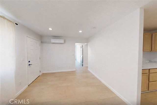 5637 E Palmdale Blvd #B - Photo 5 of 8