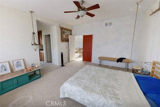 5637 Redwood Ave - Photo 3 of 8