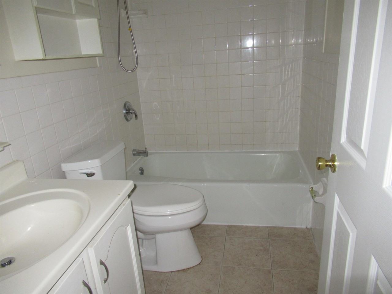 131J Capitol Hill Dr - Photo 3 of 6