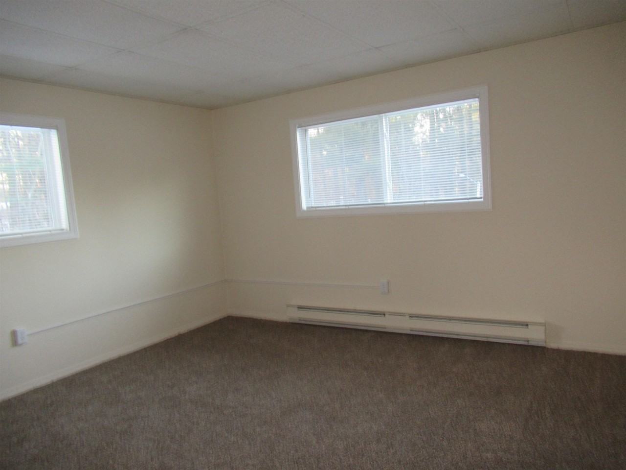 131J Capitol Hill Dr - Photo 5 of 6