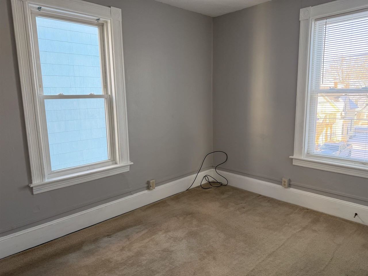 561 Rimmon St - Photo 5 of 6